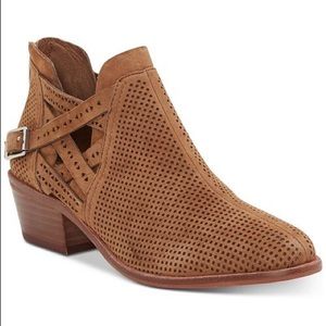 Vince Cumuto Seed Brown True Suede